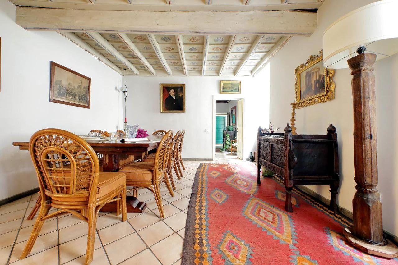 Apartment Sangallo Charme *