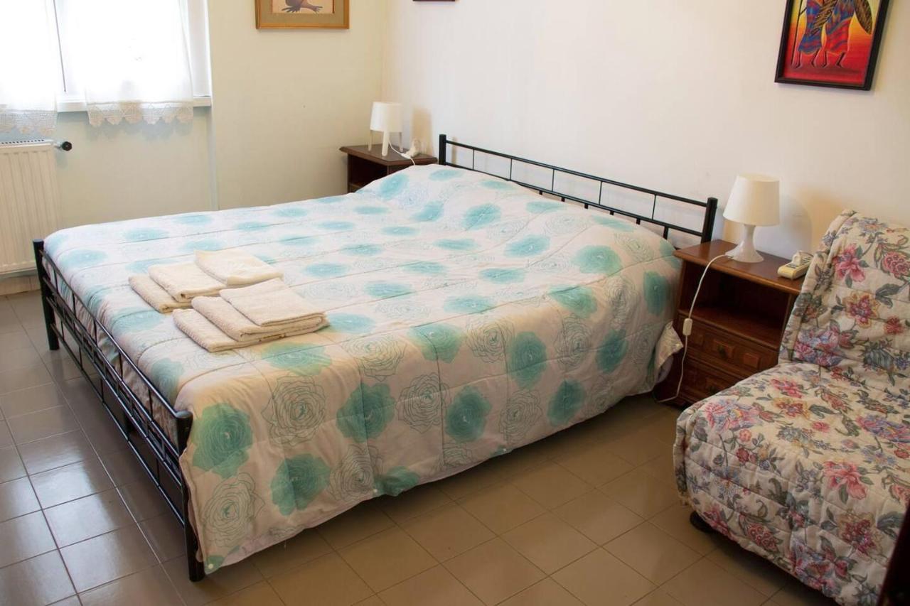 Una Casa A Apartment