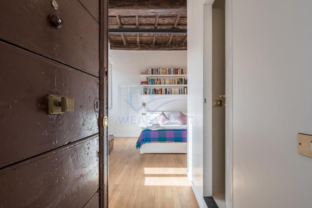 Cozy, Sunny In The Heart Of Trastevere Apartment Rome