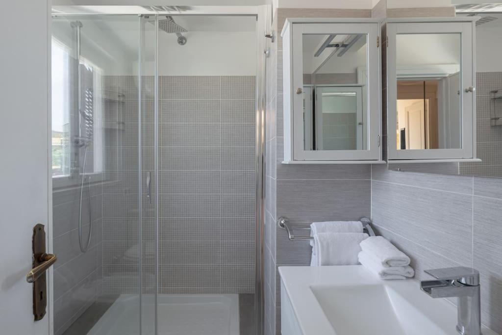 Penthouse With Jacuzzi On Private Terrace In Trastevere Appartement *