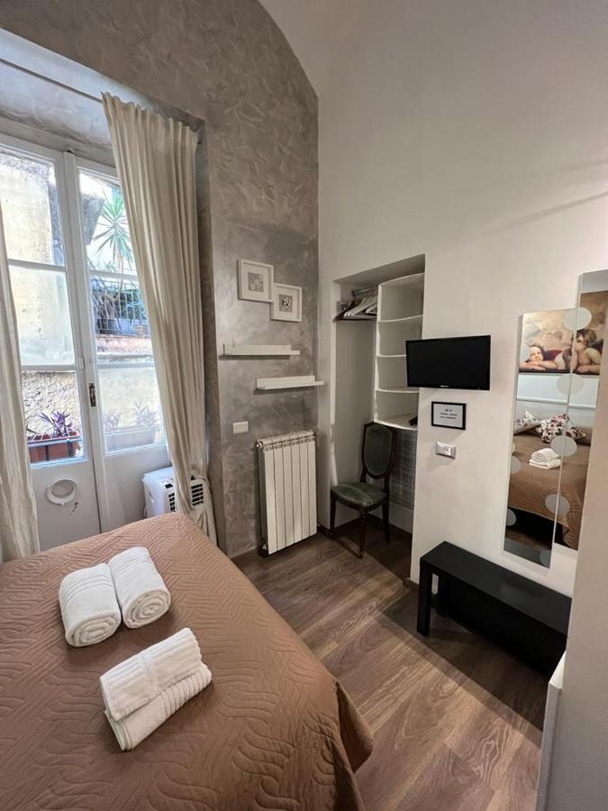 Marcelina Vaticans Rooms Roma