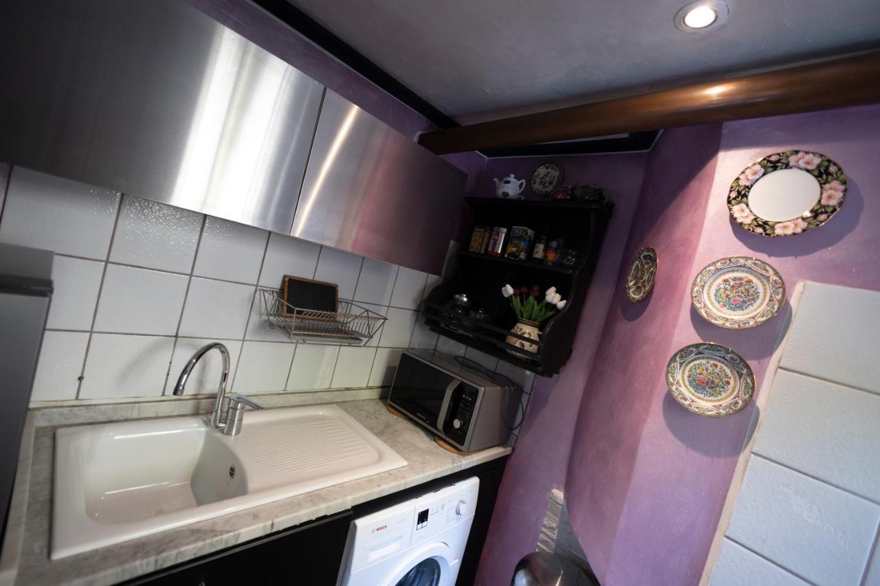 Luxury Piazza Di Spagna Escape With Private Apartment Rome