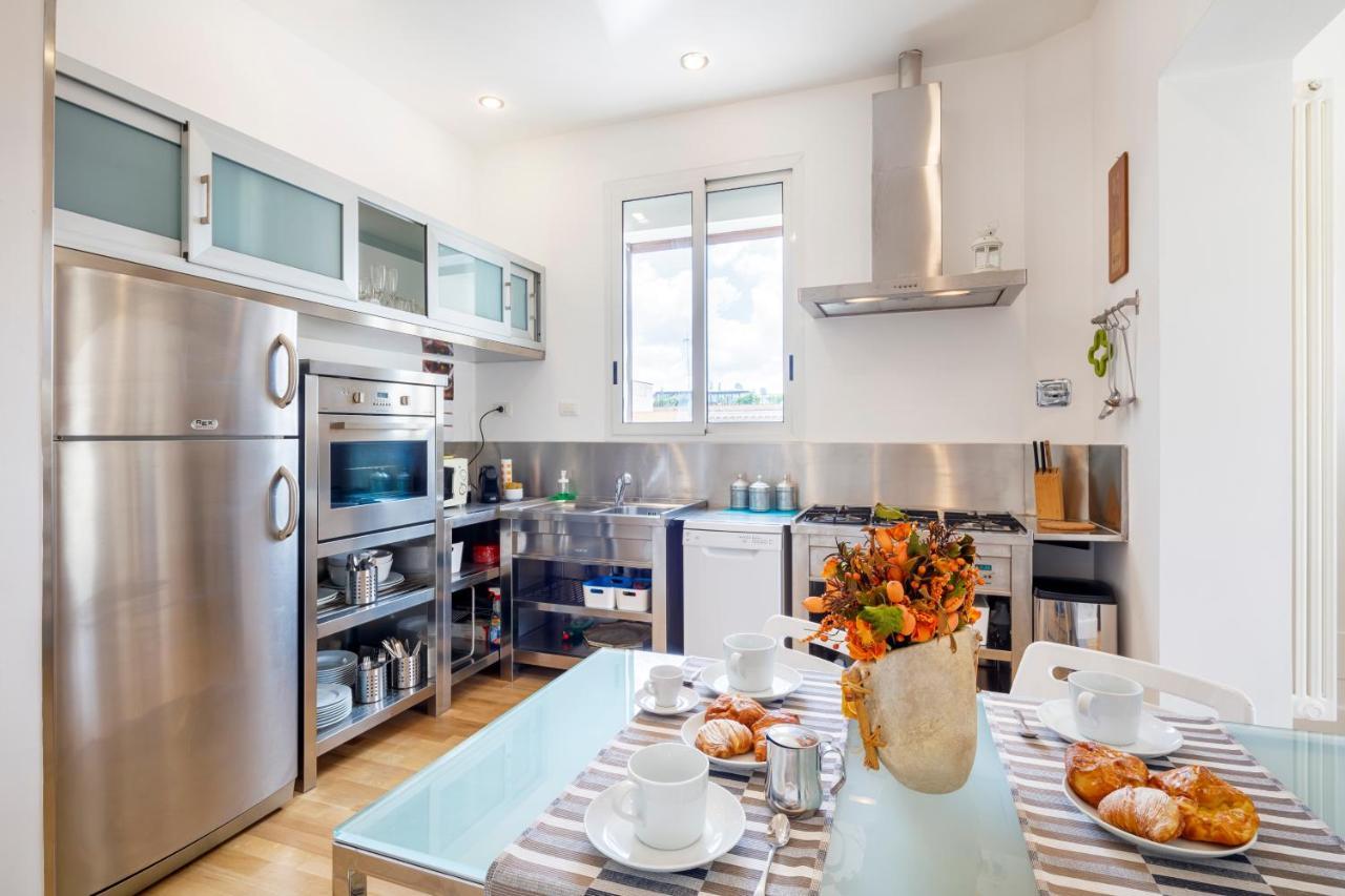 Appartement Living By Vatican With Panoramic Terraces In *