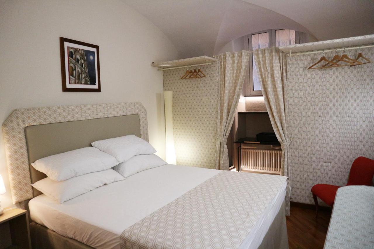 Almapetra Colosseo Apartment *