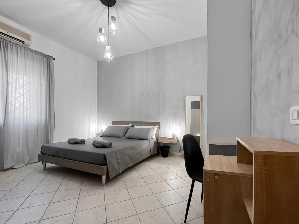 Hexa Homestay Rome