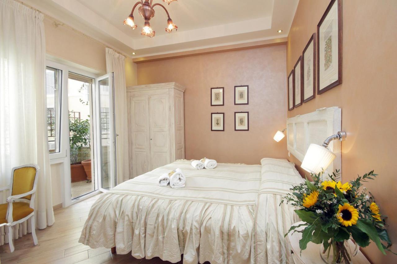 Deco's Place Teodora Appartement *