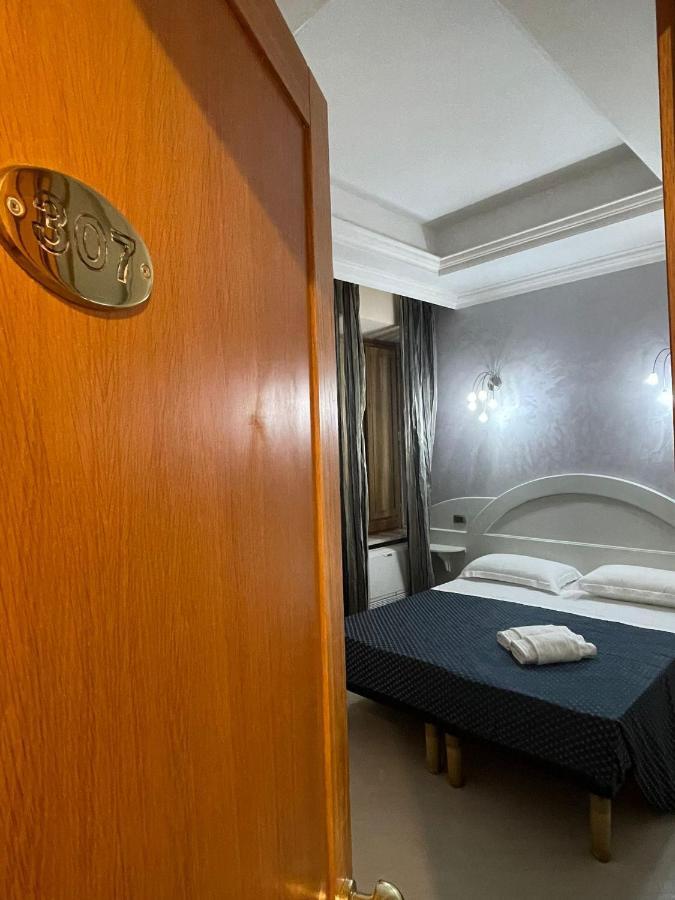 Couette-café Relais Monti *