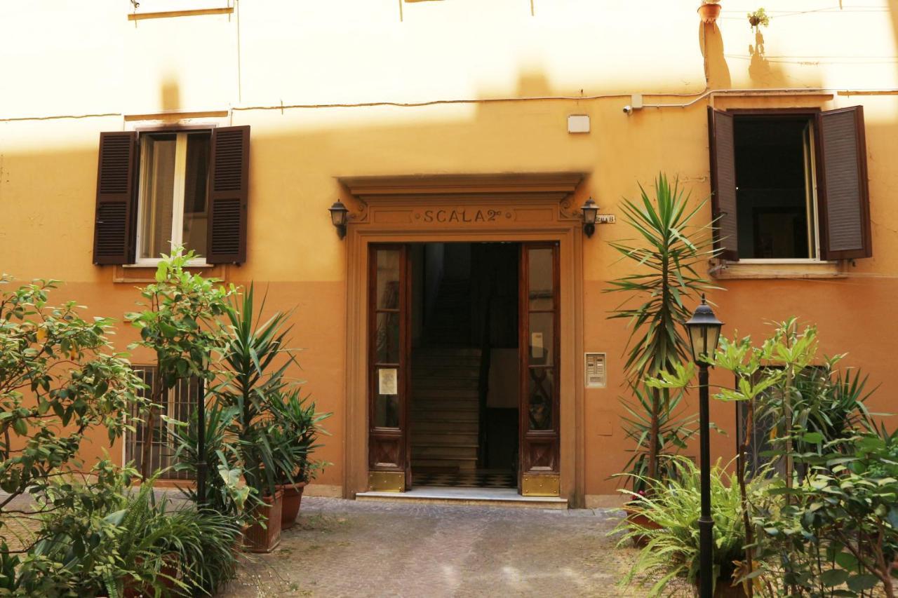 Apartment Almapetra Colosseo *