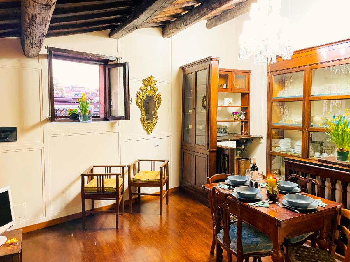 Piazza Venezia Lulus Apartment