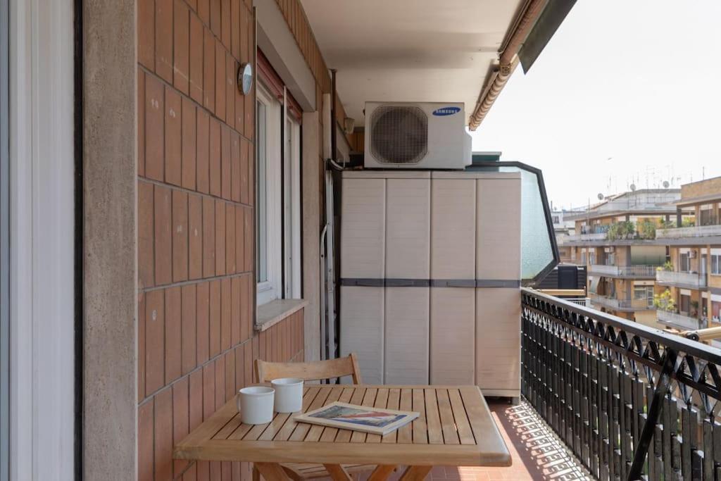 Cinecitta Incantevole E Moderno 2+2+1 Ac Wifi Apartment Rome