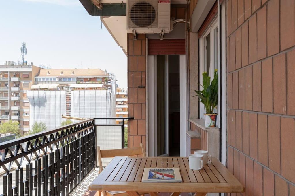 Cinecitta Incantevole E Moderno 2+2+1 Ac Wifi Apartment Rome