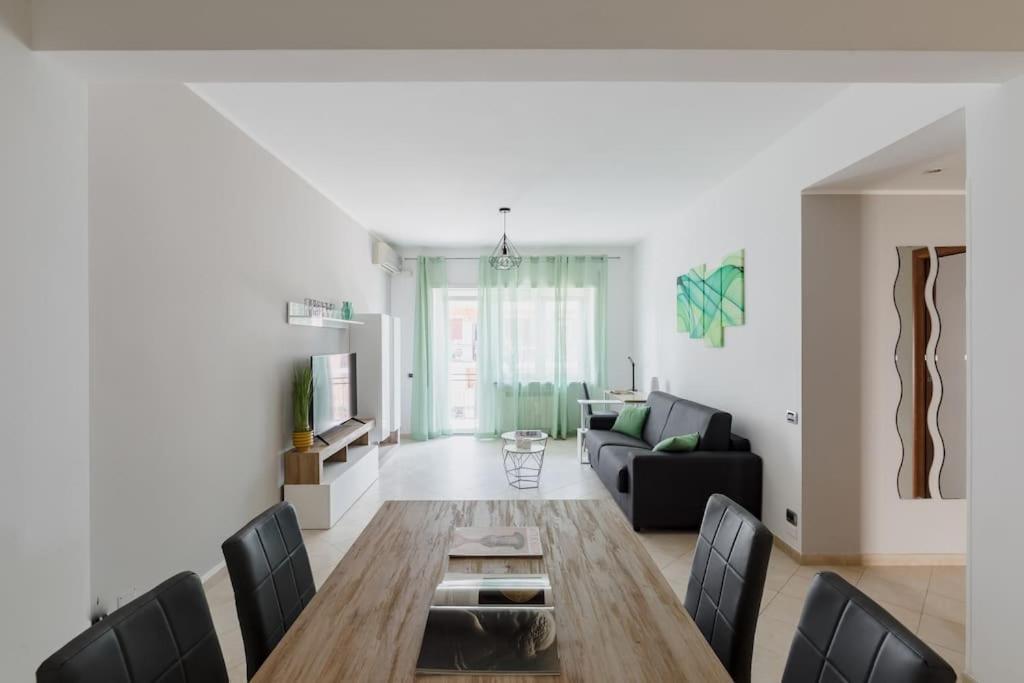 Apartment Cinecitta Incantevole E Moderno 2+2+1 Ac Wifi