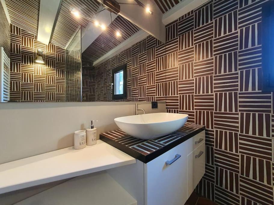 Boutique Penthouse With Terrace, Spanish Steps Apartment Rome