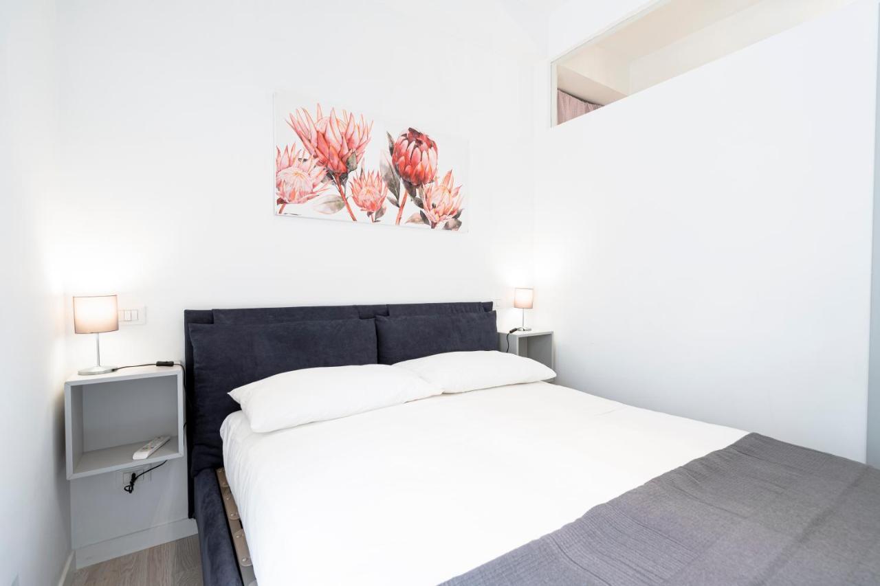 Appia Purple Terrace In Apartamento