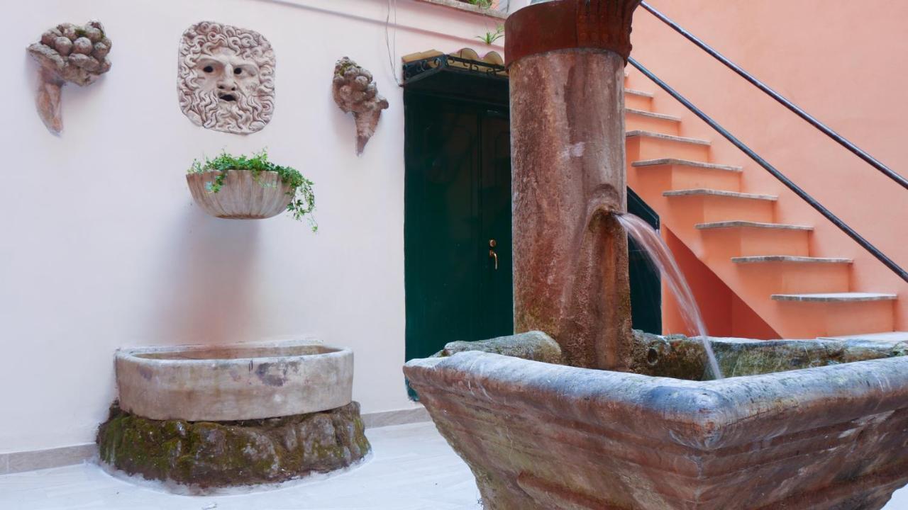 Joivy Trevi Fountain's Relais Appartement *