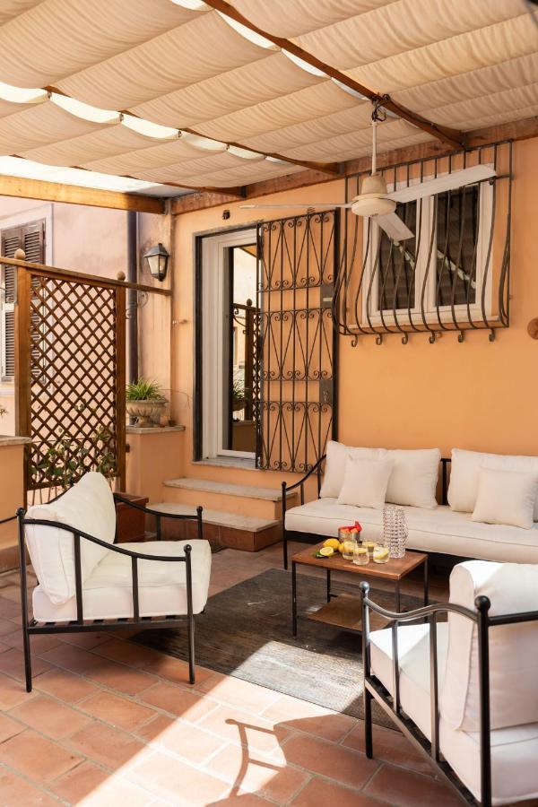 Apartment The Pantheon Terrace Experience *