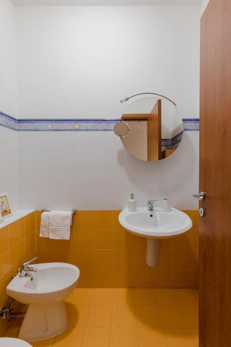 Cinecitta Incantevole E Moderno 2+2+1 Ac Wifi Apartamento Roma