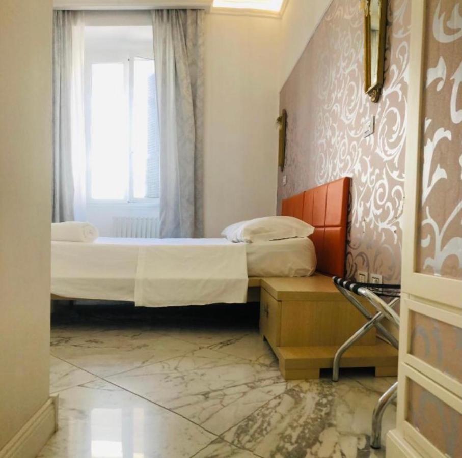 Bed & Breakfast Parisa Roma