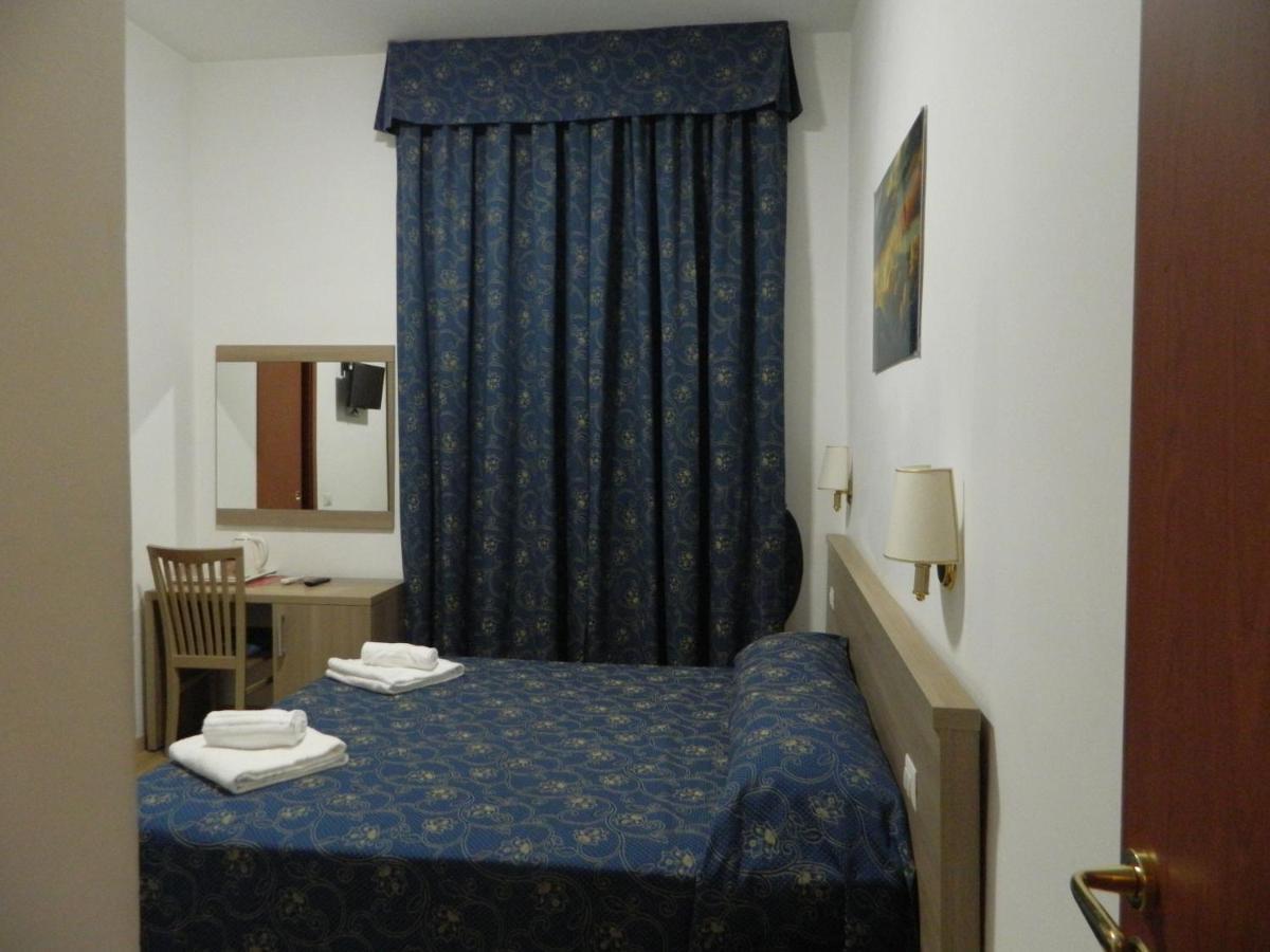 Couette-café Marziah 3*