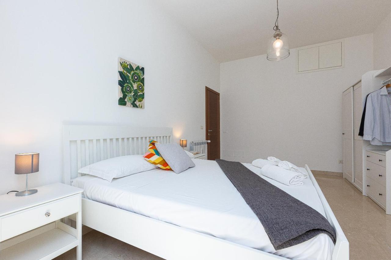 Cesare By In Apartment