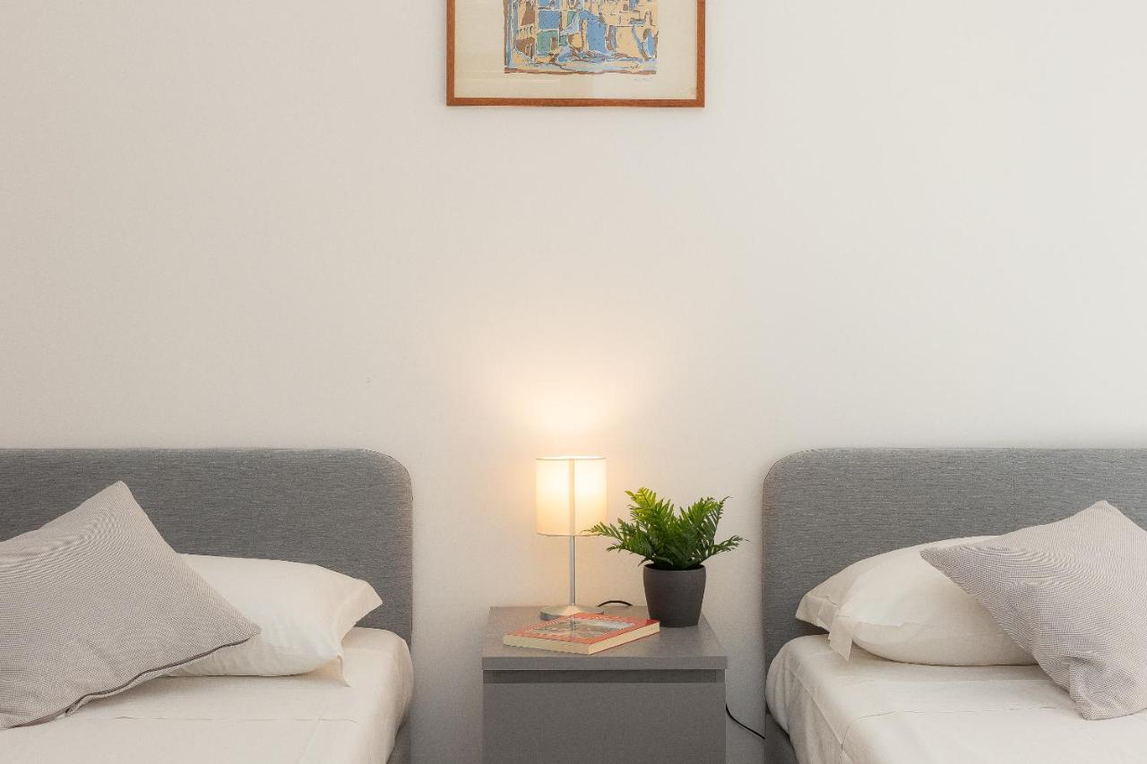 Cesare By In Apartment Rome