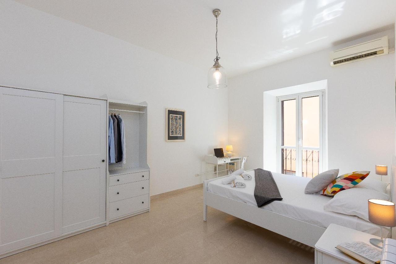 Cesare By In Apartment Rome