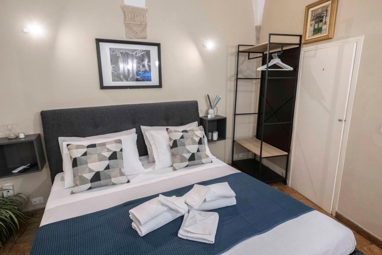 Delle Grotte - Campo De' Fiori Appartement