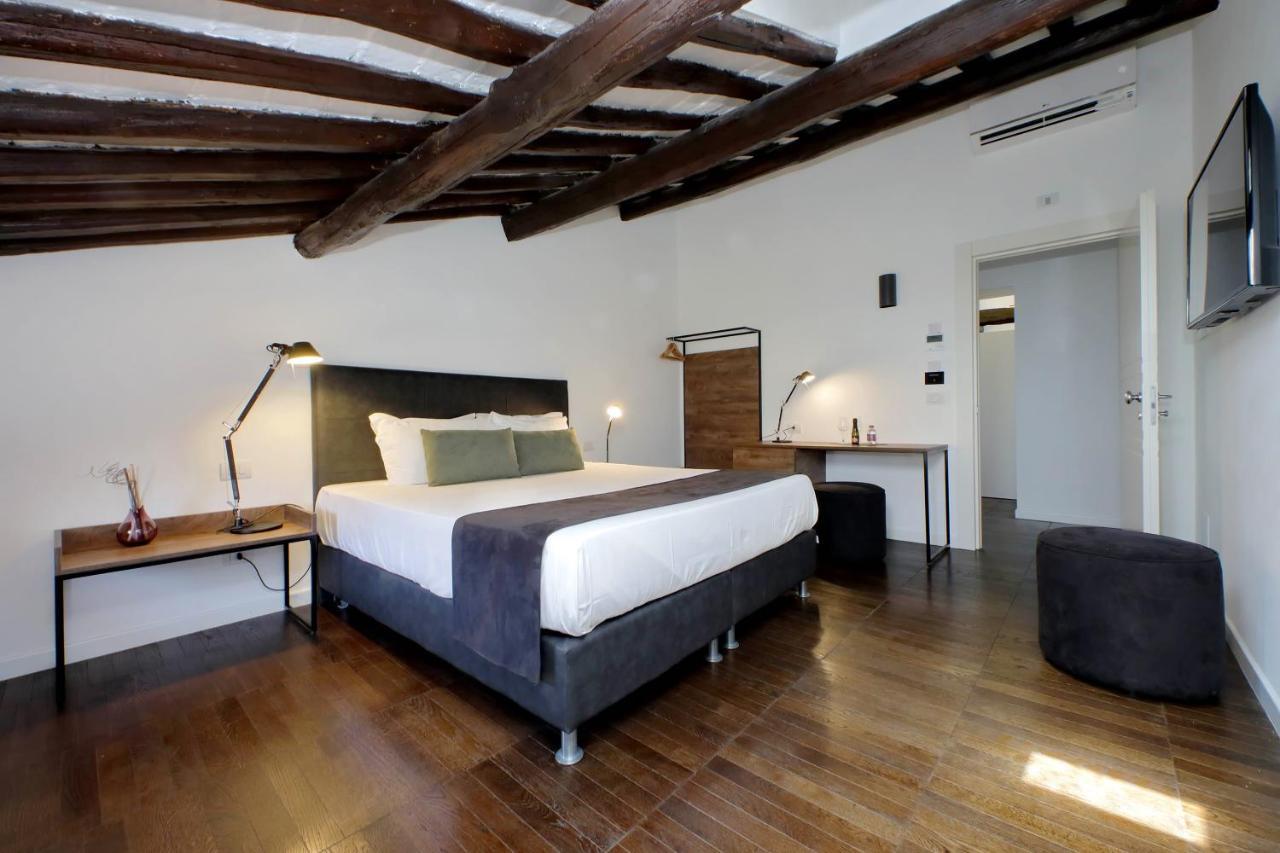 Youroom Corsini Rome
