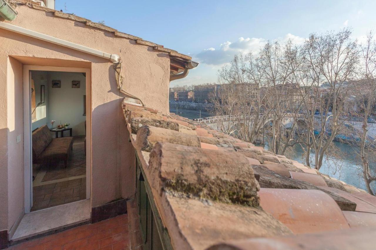 Grottini Charme Penthouse ~ Historic Center Rome