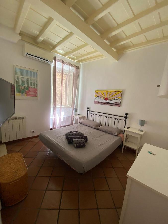 Apartment Trastevere Rome's Heart Charming 888 Rome