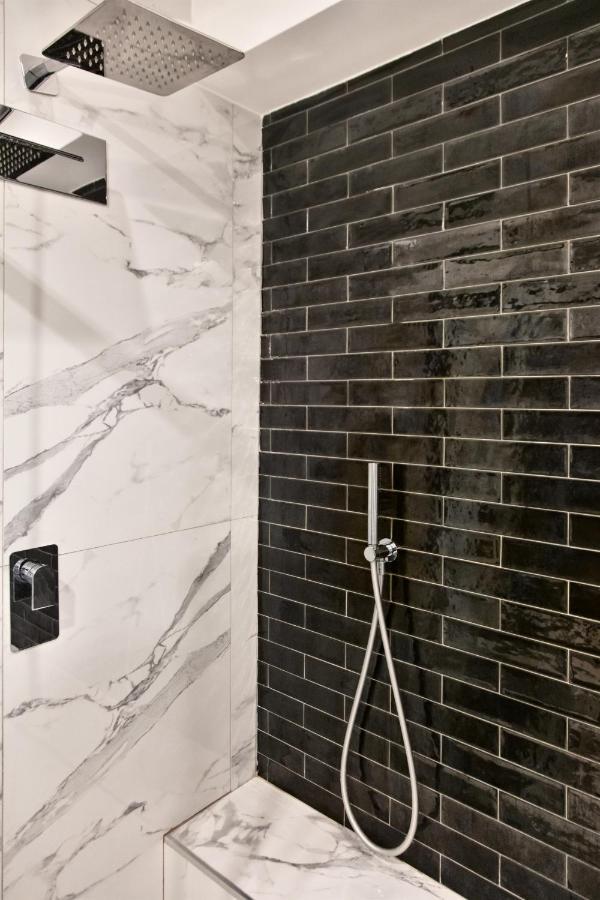 Guest house Fellini Design 2*