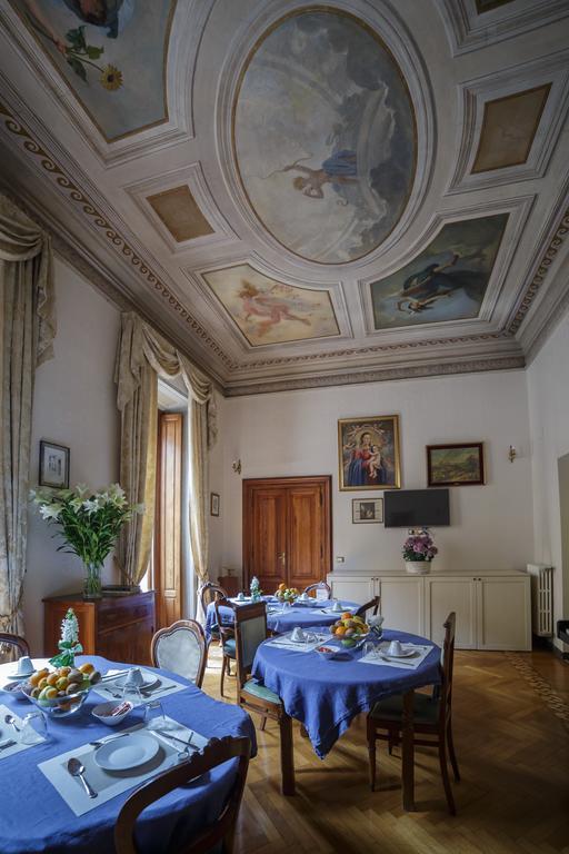 Affreschi Su Luxury 2* Rome
