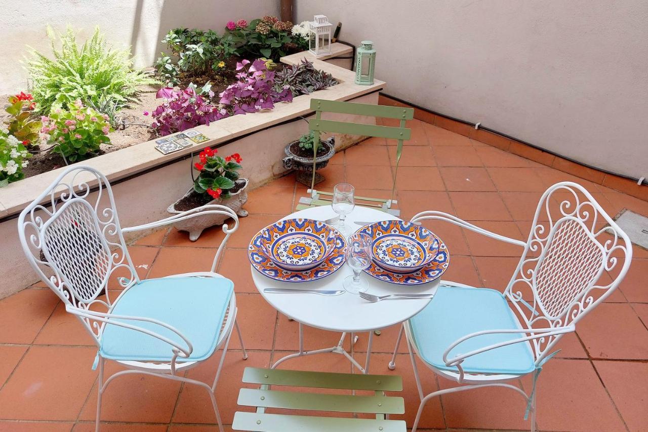 Bed & Breakfast Bellezza Al Colosseo - & Apts 3*