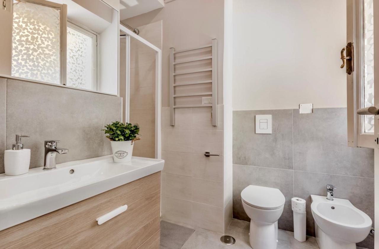 Domus Camilla Apartment Rome
