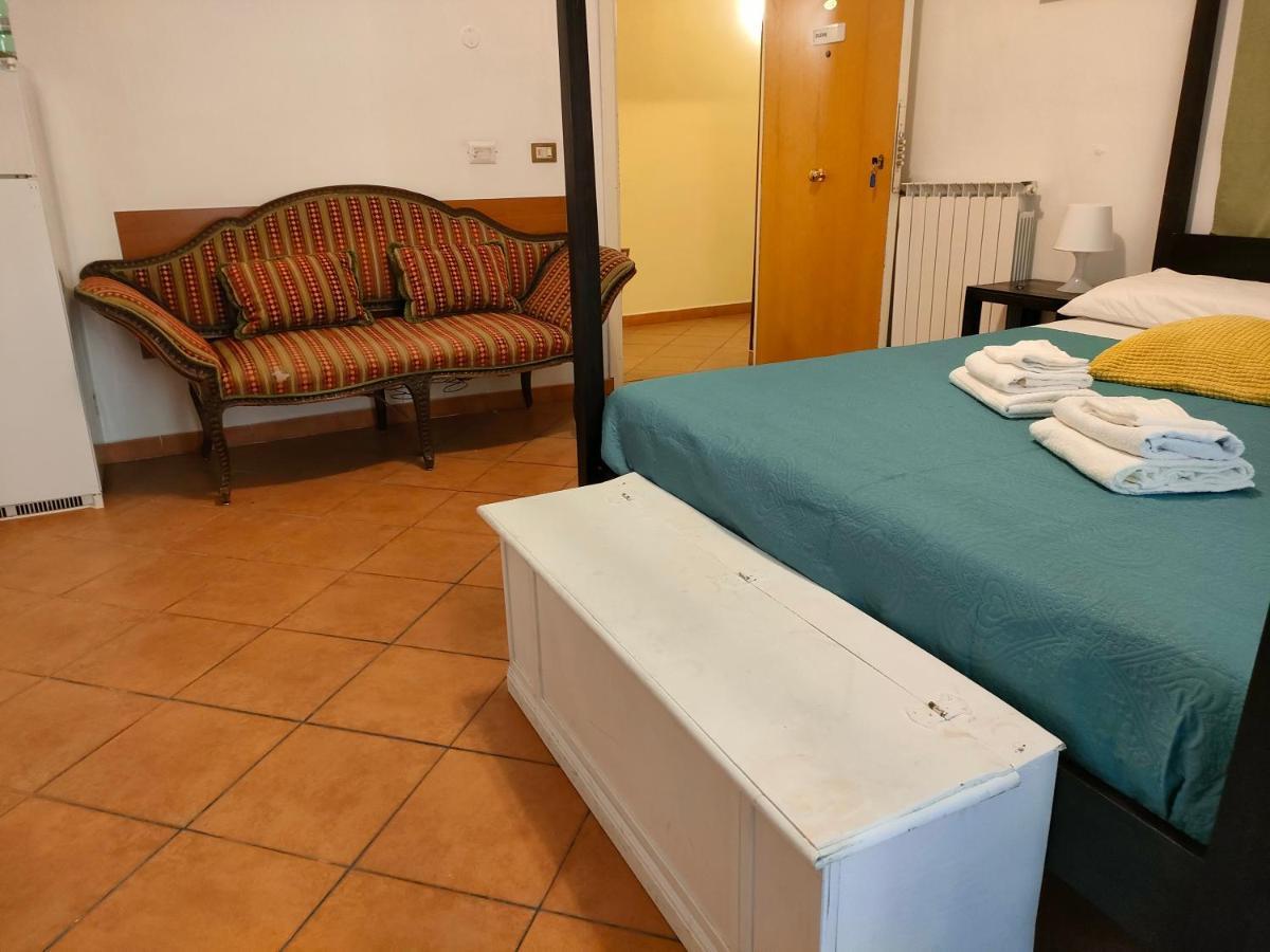 Vittorio Ll House Affittacamere Roma