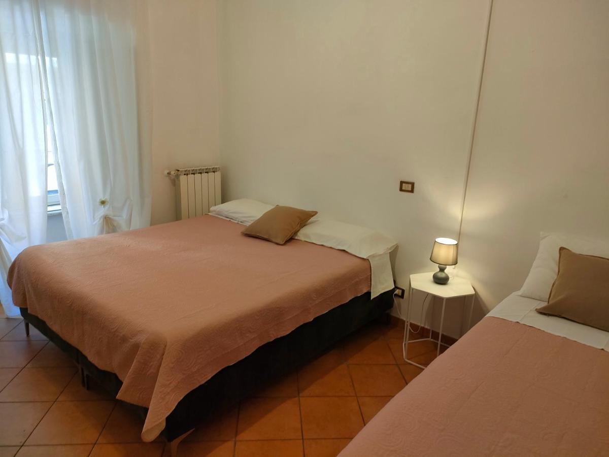 Vittorio Ll House Affittacamere *