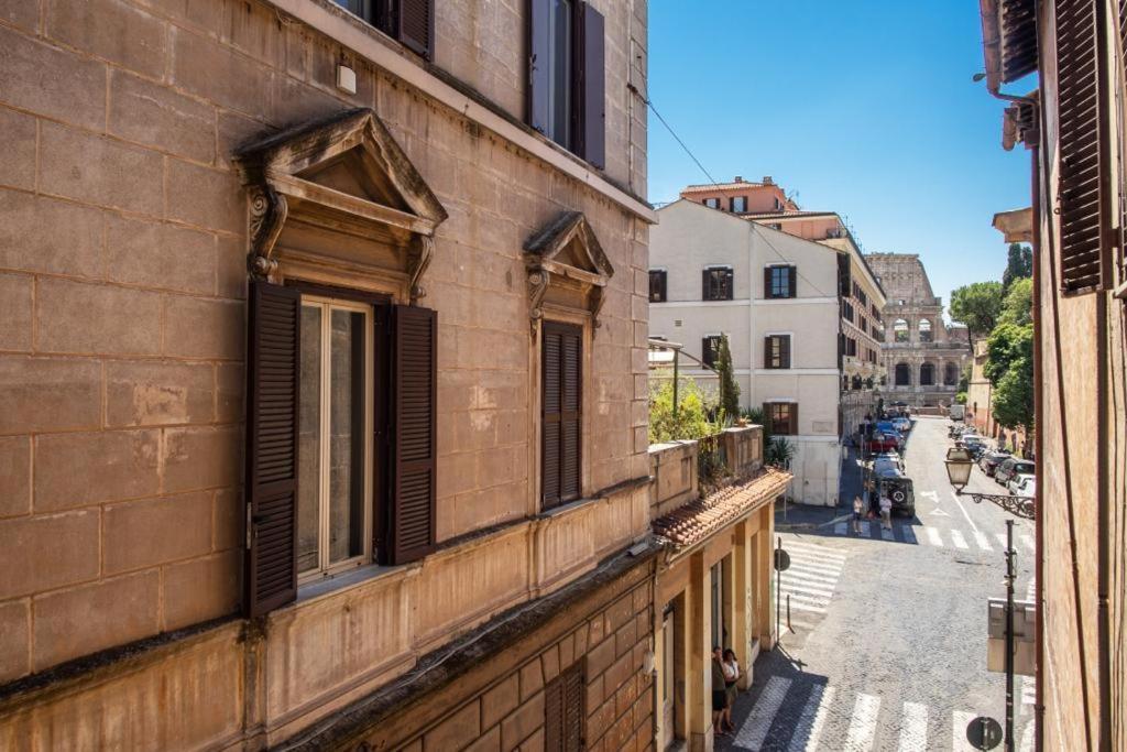 Maison Del Colosseo Apartment Rome