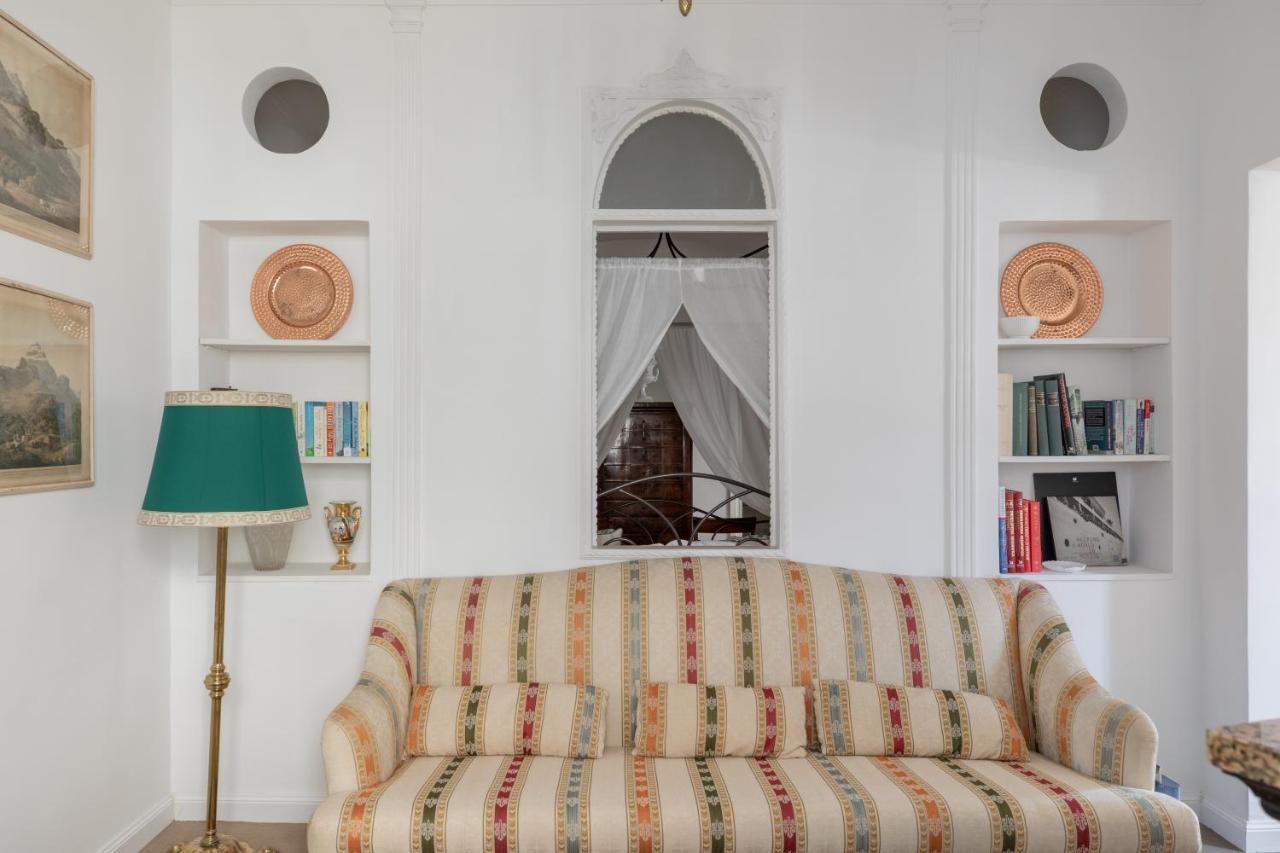 Apartment Iflat Modern In The Monti Area Rome