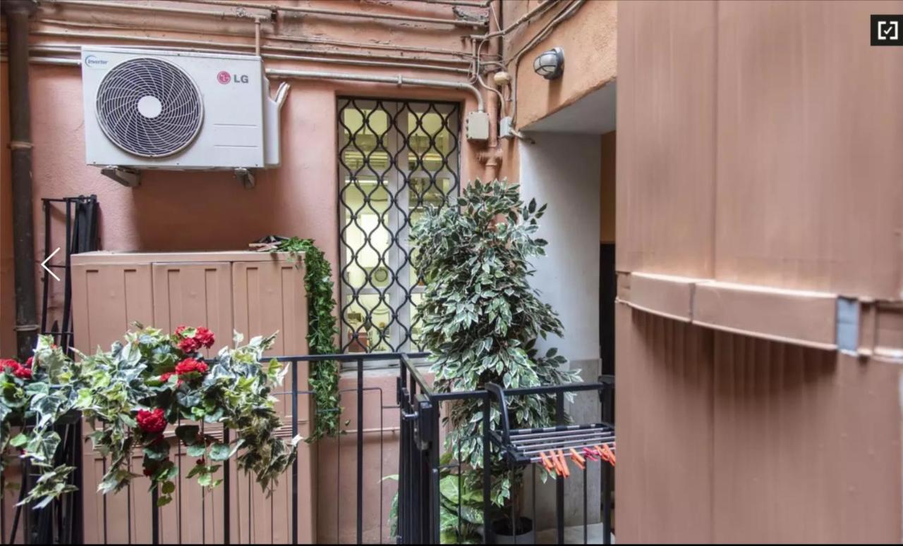 Chez Moi - Cinzia Roma