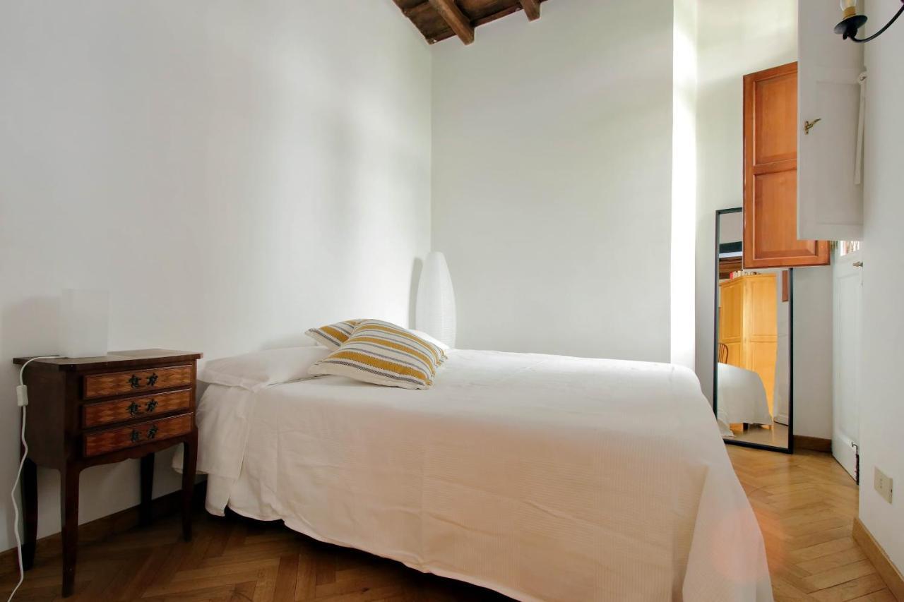 Elegant And Calm In Campo Dei Fiori Apartamento