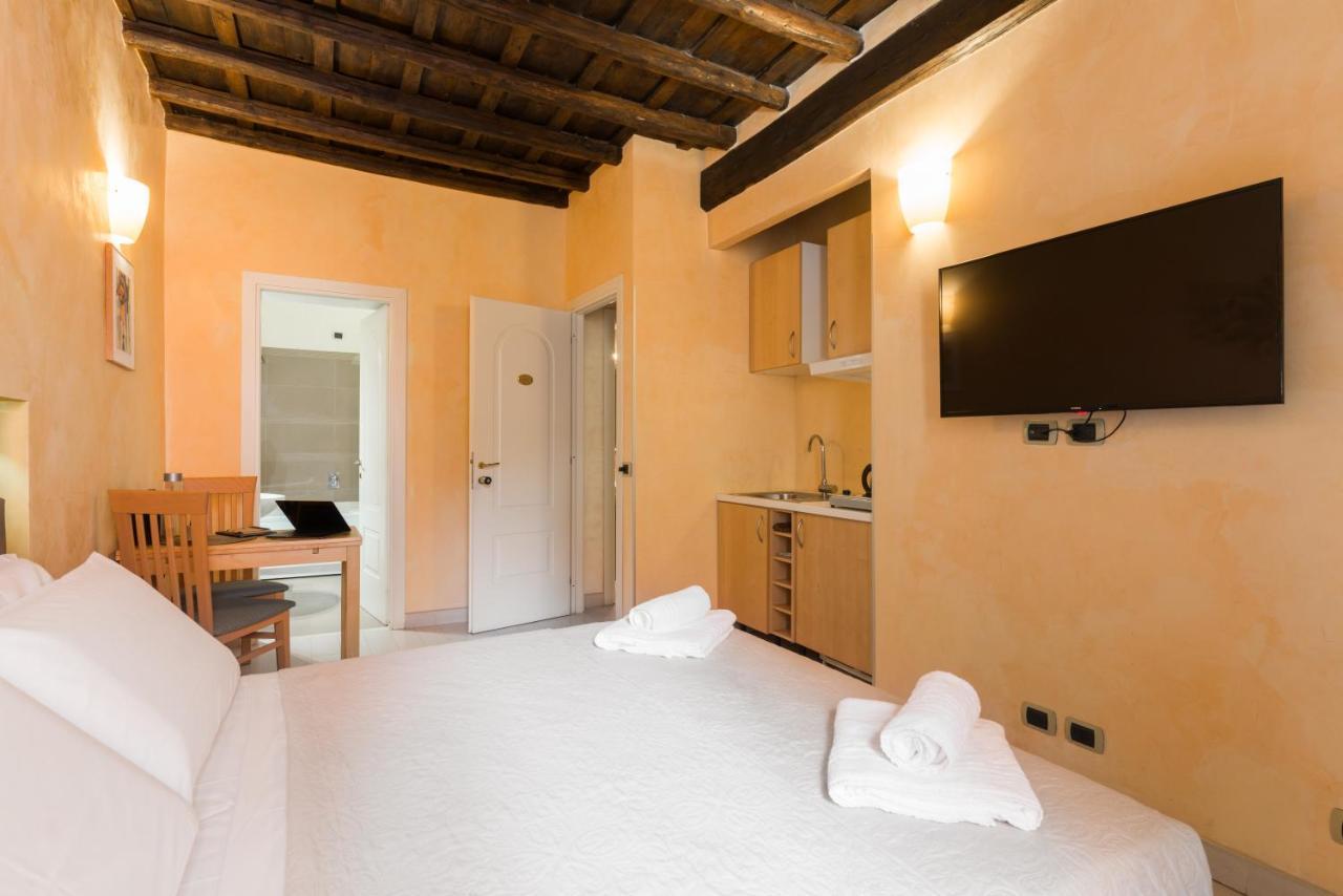 Trinita Dei Monti Piazza Di Spagna, 2*