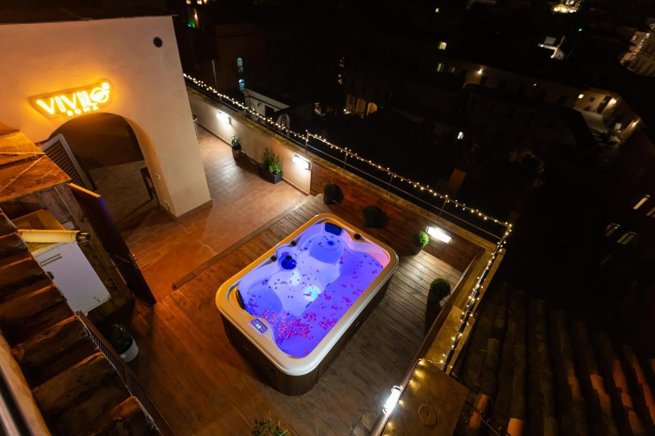 Guest house Vivilo Trevi - Luxury Experience - Private Jacuzzi On Terrace - Insane View Rome