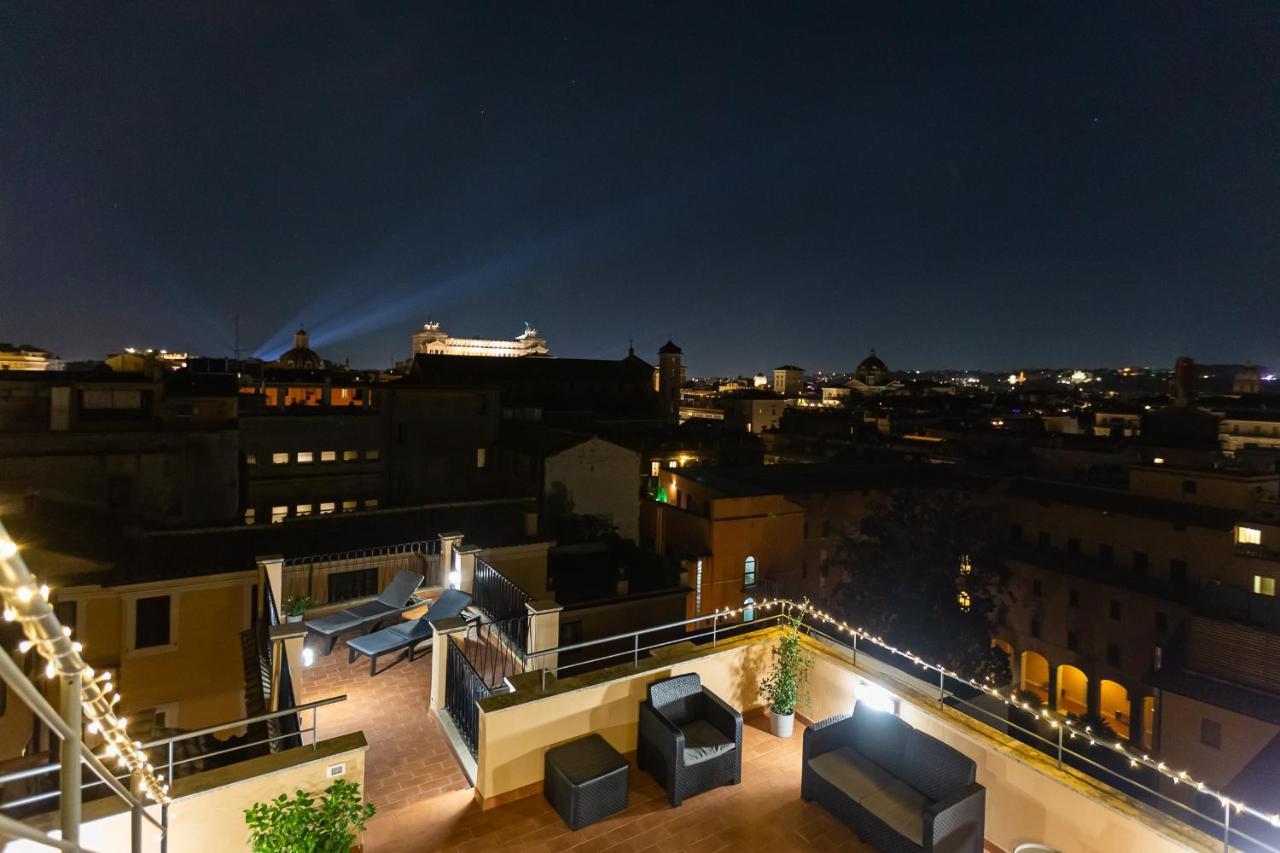 Vivilo Trevi - Luxury Experience - Private Jacuzzi On Terrace - Insane View Guest house Rome