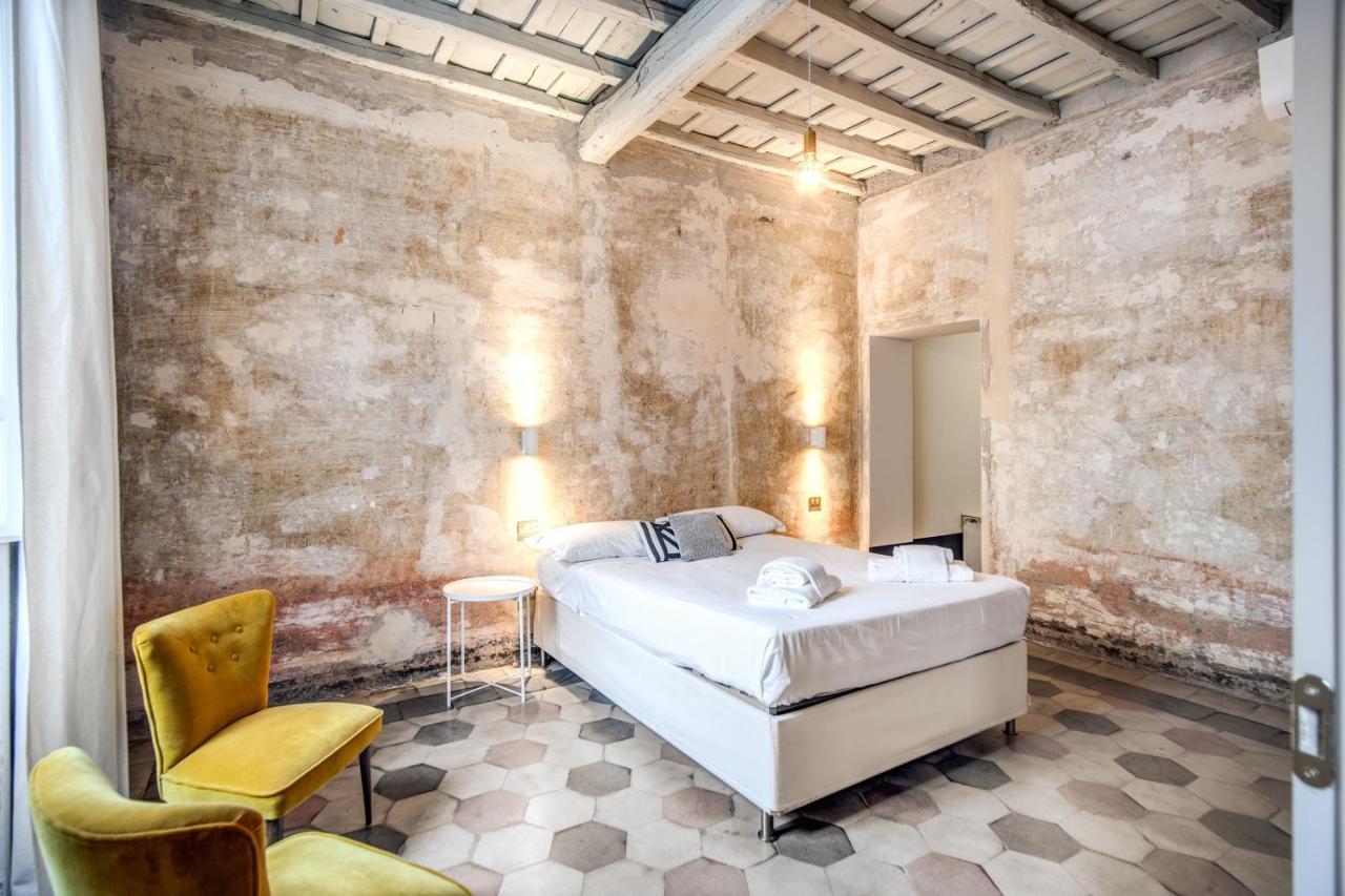 Apartment Stylish And Spacious Next To The Colosseum Rome