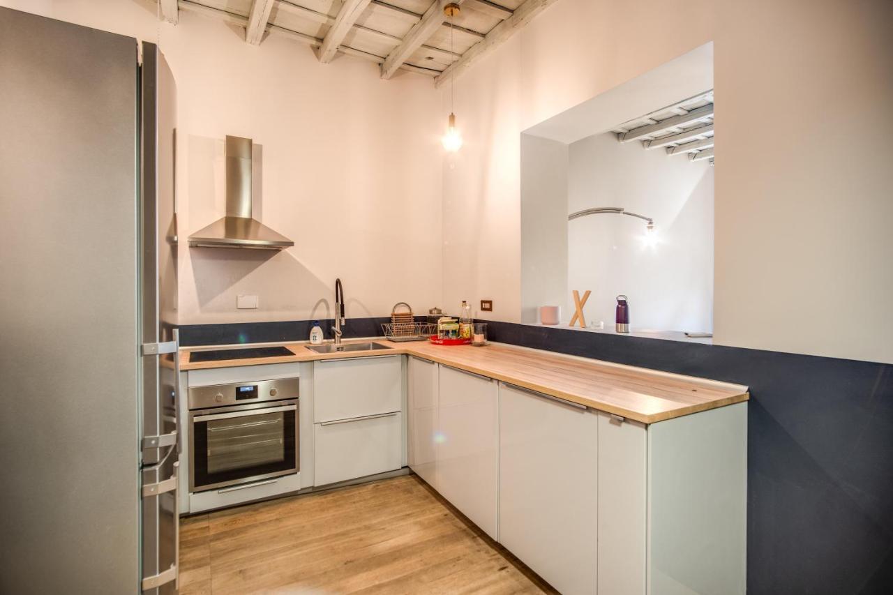 Apartment Stylish And Spacious Next To The Colosseum