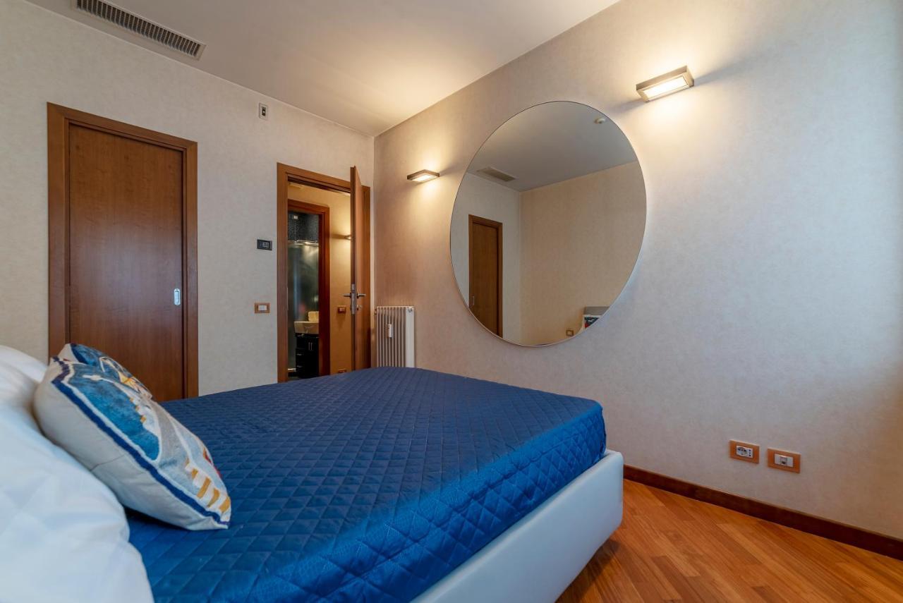 Apartment Deep Blue