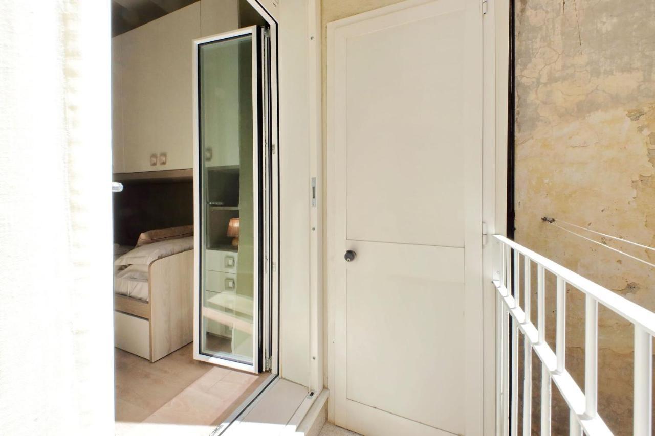 Vicolo Cellini By Halldis Apartment