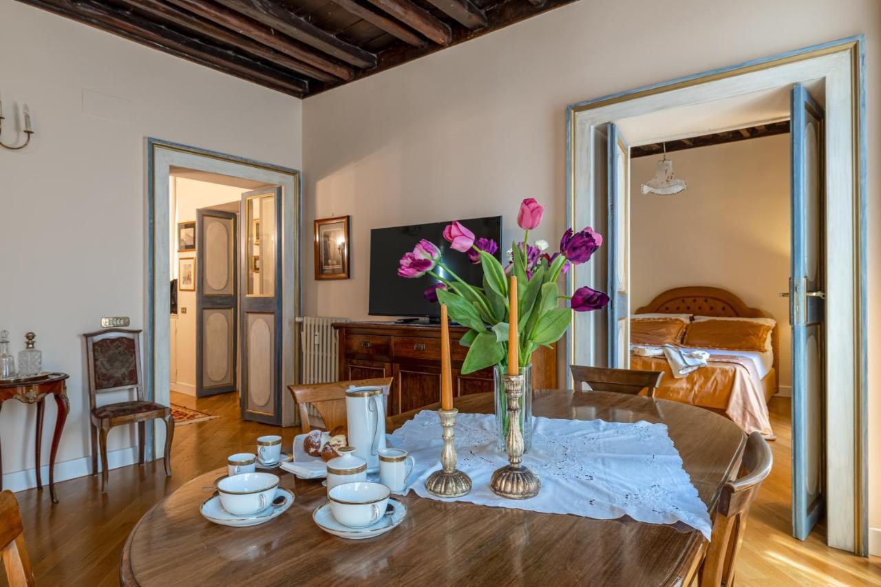 Dimora Coronari Appartement *