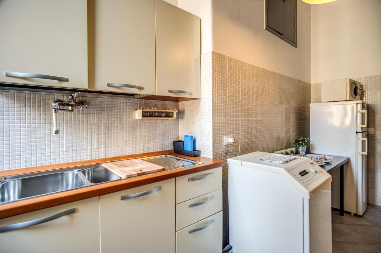 Residenza Regina Rome
