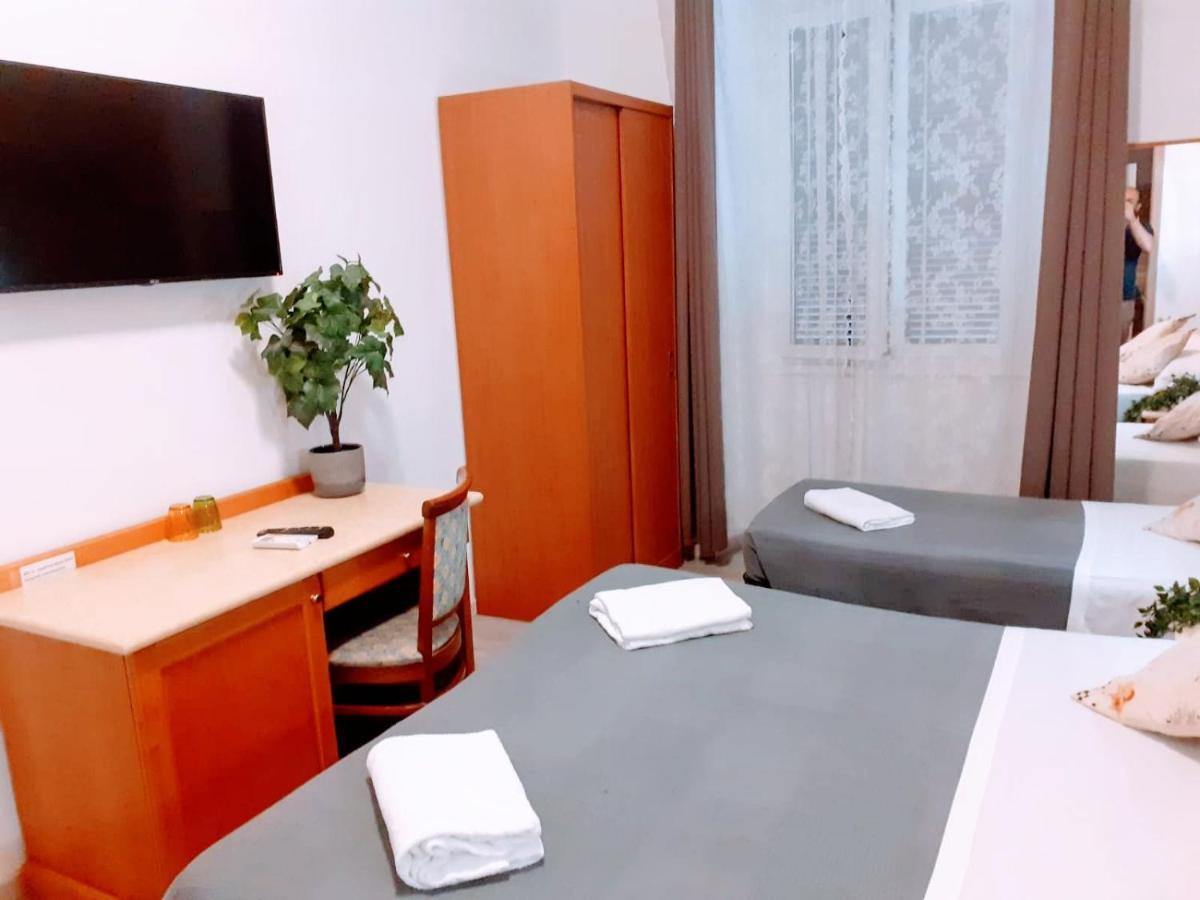 Casa de hóspedes Napoleone Luxury *